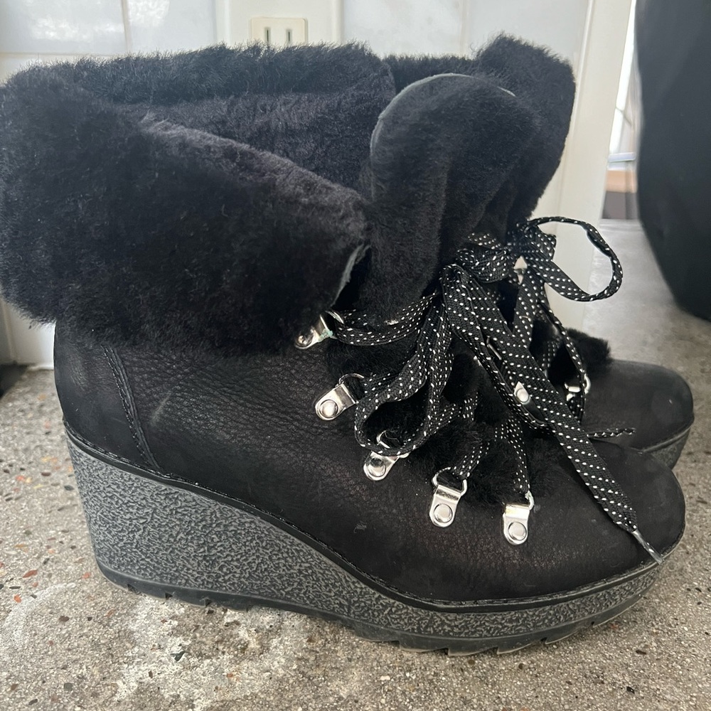 J CREW size 8, black leather with faux shearling Nordic wedge with rounded toe